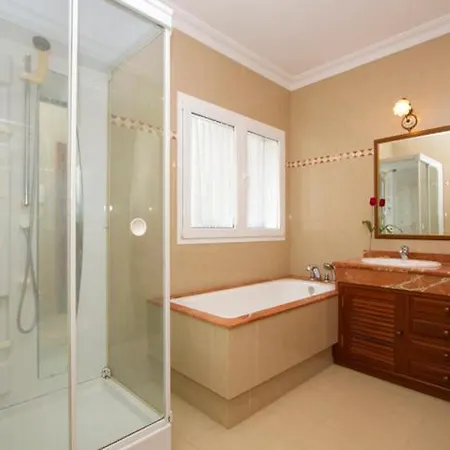 ヴィラ Marina Is A Beautiful 5 Bedroom In With Heated Pool プエルト・カレロ