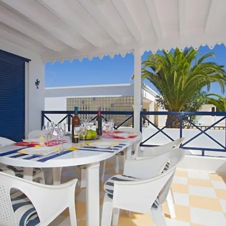 Marina Is A Beautiful 5 Bedroom In With Heated Pool ヴィラ