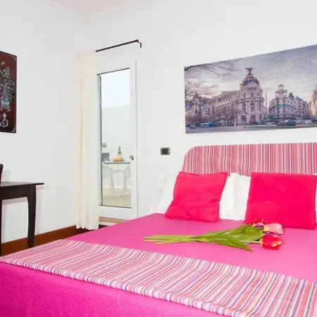 Marina Is A Beautiful 5 Bedroom In With Heated Pool ヴィラ プエルト・カレロ